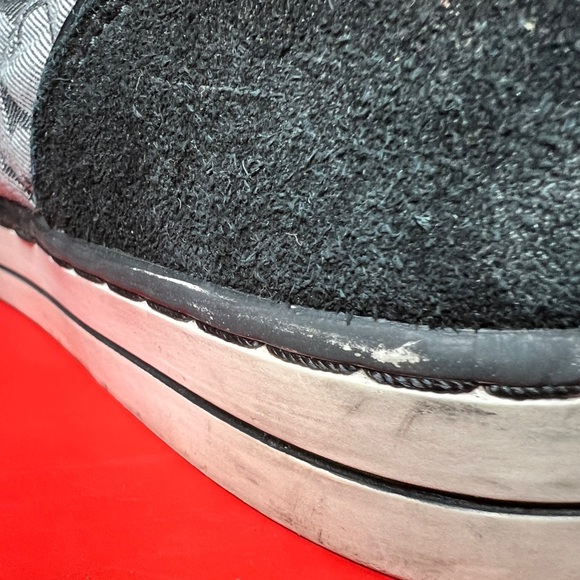 Beautiful Coach Pita Black Denim logo and Suede size 9. - Picture 8 of 10